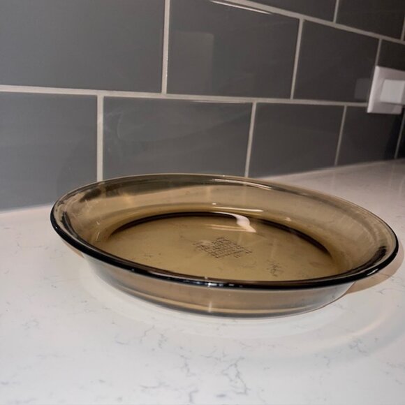 Vintage Pyrex Amber Brown 9 Inch Round Pie Plate Glass Baking Dish 209 - Picture 4 of 5